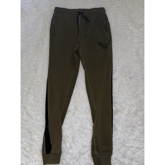 Vanquish “ Better Than Yesterday” Sz. M Men’s Activewear Pants. Great Pair - Picture 1 of 9